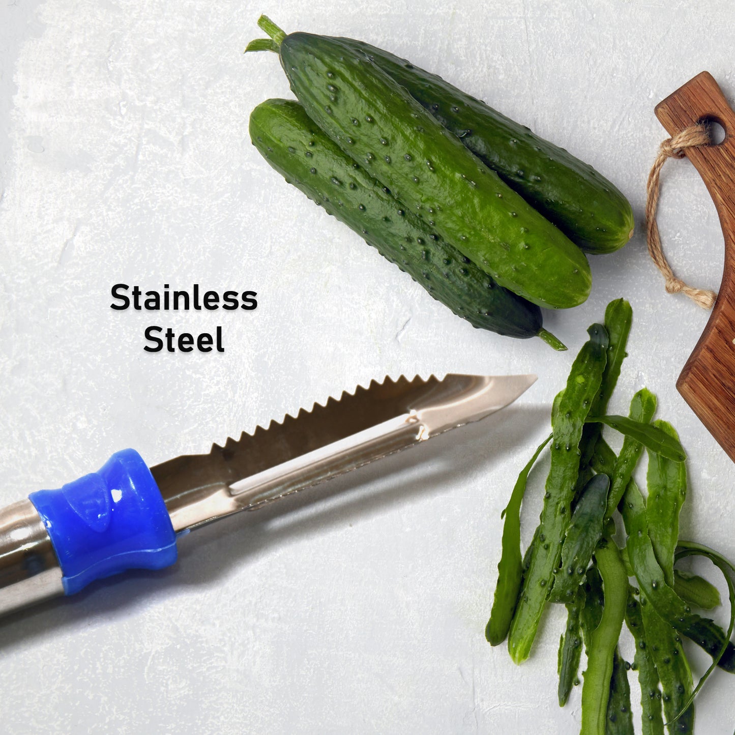2-in-1 Multi-Purpose Stainless Steel Peeler – Perfect for Peeling and Shredding