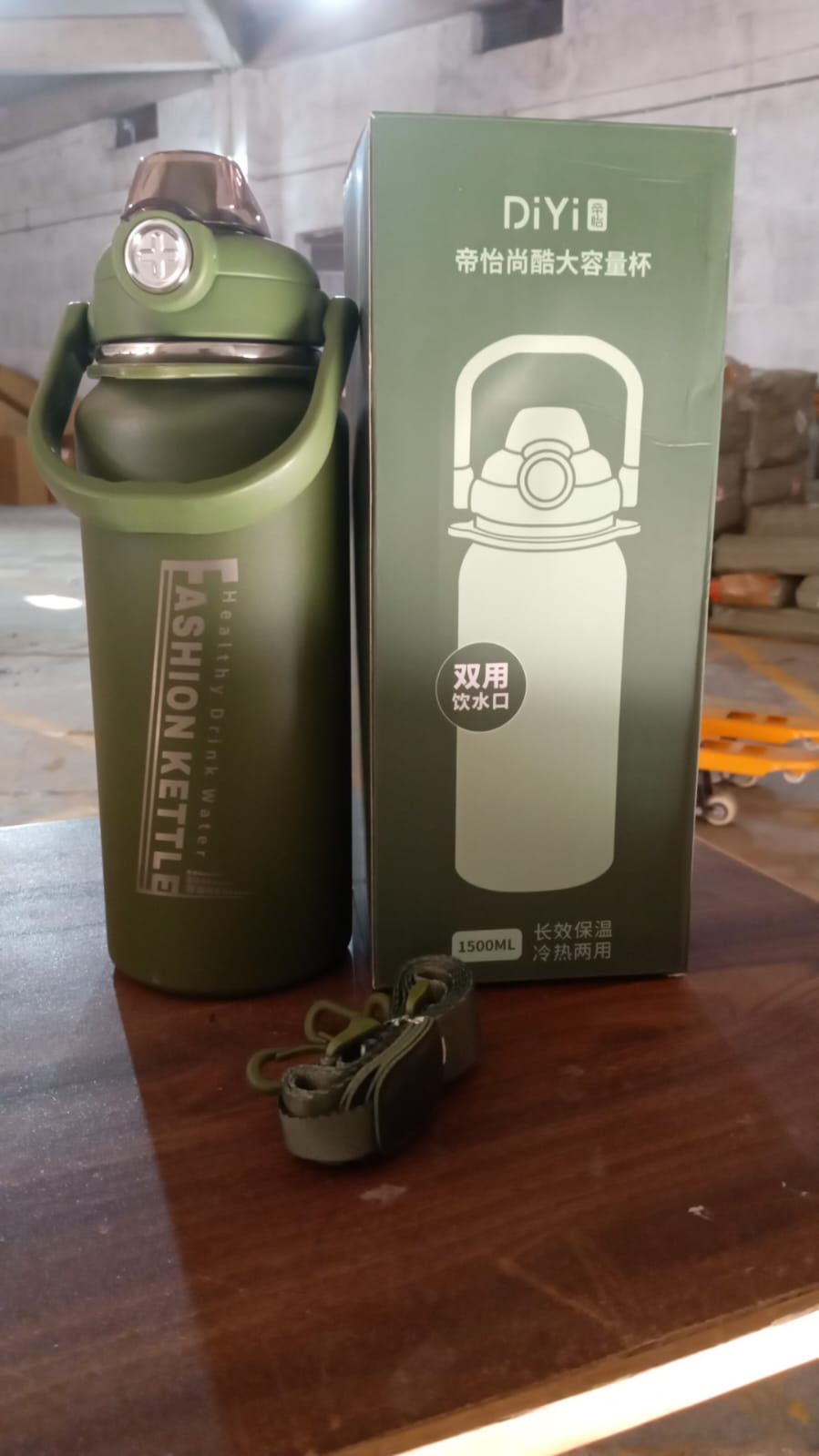 1500ml Stainless Steel Water Bottle – Vacuum Insulated Thermos with Straw, Strap & Handle for Sports, Gym & Travel (Leakproof)