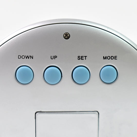 Traditional Analogue Desktop Alarm Clock – Easy-to-Read, Snooze Feature, Compact Design